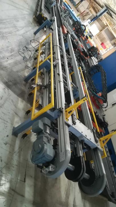 Klimatická komora, laserová jednotka, akumulacní dopravník atd. -2